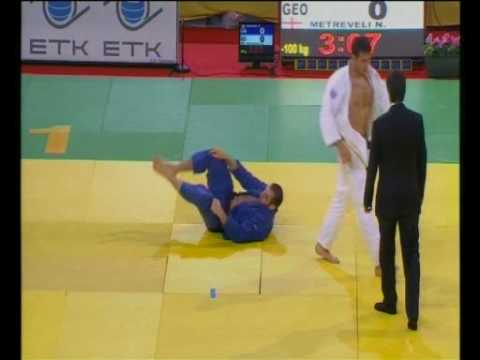 JUDO 2009 Tournois de Paris: Scott Edward (CAN) - Nodar Metreveli (GEO)