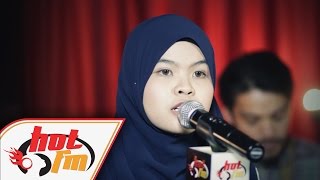 Download lagu WANI feat. JUZZTHIN - LEPASKAN (LIVE) - Akustik Hot - #HotTV mp3