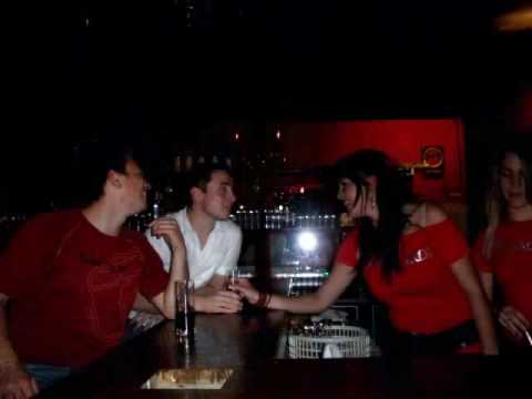 "Le Cube Discothèque"...