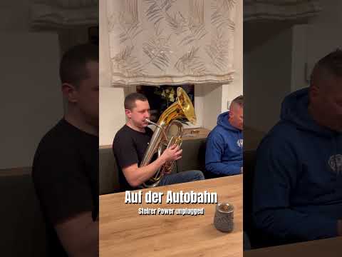 Auf der Autobahn 🪗🎺🚘🎶                             #steirerpower #oberkrainer #avsenik