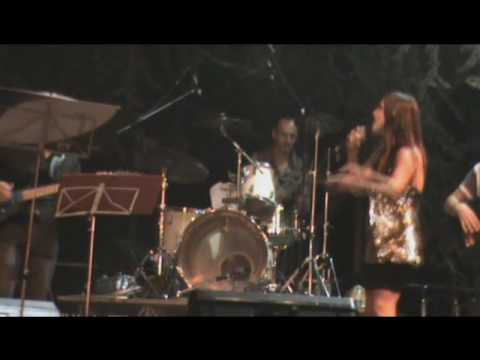 ZUCCHERO E I FEEL GOOD.....P.O.BOX   LIVE   Maryolm