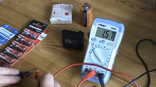 Batterietester vs. Multimeter