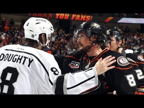 Mic'd Up: Teemu Selanne Handshake Line