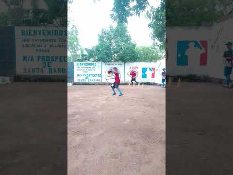 trabajando en casa por mal estado del campo⚾🇻🇪🙏