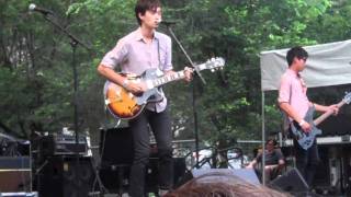 The Morning Benders - &quot;All Day Day Light&quot; (Live) Lollapalooza 2010