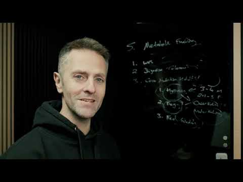 Cricket Nutrition and Hydration: What Actually Matters