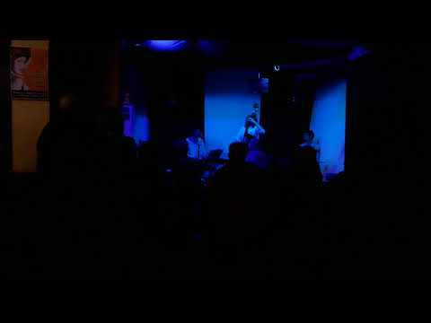 download lagu mp3 mp4 John Ellis Trio, download lagu John Ellis Trio gratis, unduh video klip John Ellis Trio