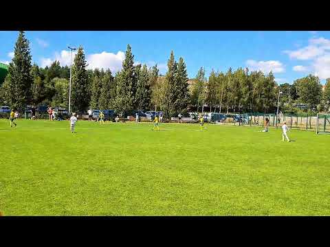 EsPa 2013 Keltavihree - FC Kuusysi Valkoinen