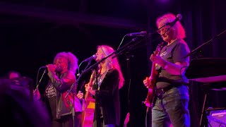indigo girls: 2025-01-14: terminal west - white house blues (yes ma&#39;am family band w emily saliers)
