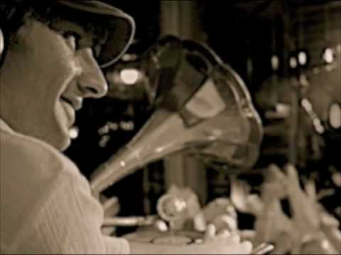 Fred Henderson vs Decibella Tic Tac