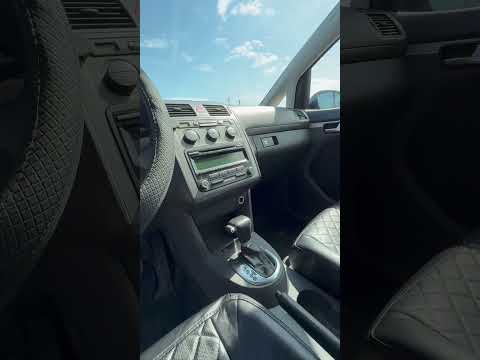 фото volkswagen touran i рестайлинг 0