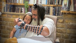 הרב שלום סבג - שיעורי וידאו - הרב שלום סבג✨איך אמור בעל תשובה להתנהג בקברי צדיקים?-כ״ח בתמוז ה׳תשפ״ה דן בן יעקב 🇮🇱