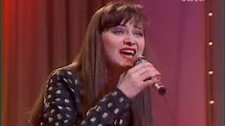 Basia - Baby you&#39;re mine live - French tv Le Monde Est A Vous, 1990