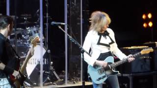 "Gotta Wait & Message of Love" The Pretenders@Wells Fargo Center Philadelphia 11/20/16