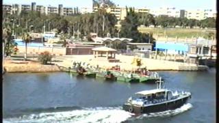 preview picture of video 'MS LEDA MAERSK  - Suez Canal Part 2 - - passage of the Suez Canal (1997)  part 1 of 2'