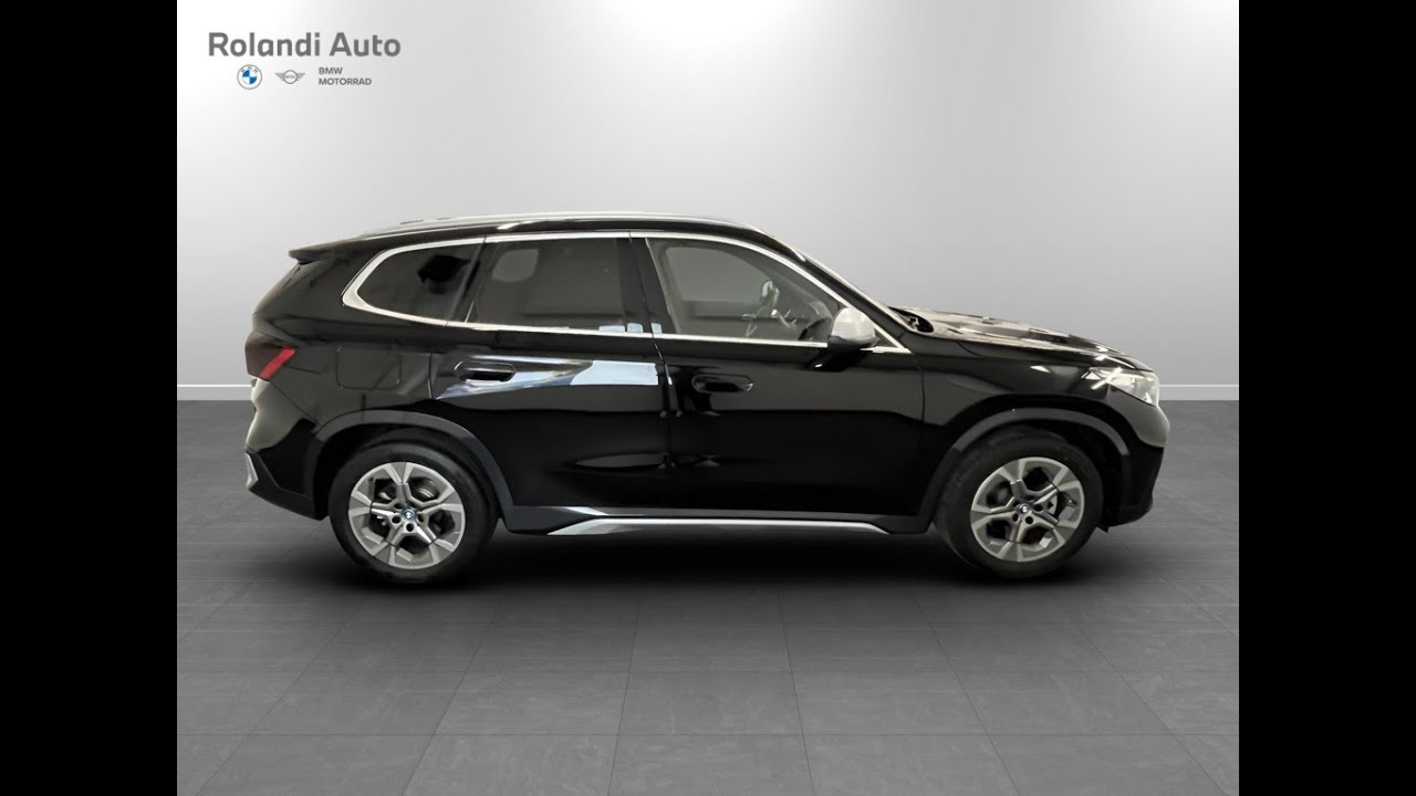 BMW iX1 edrive 20 X-Line