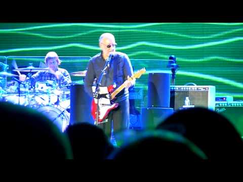The Who - Eminence Front, Newcastle 09/12/14, Pete  loses it with his strat.