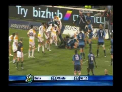 Super 14: Eight-try Bulls demolish Chiefs in 2009 Final!