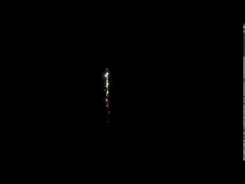 PFX35CM-BT (14PFX35CM-BT): Dominator Comet - 35mm Blue w/Strobe Willow Tail