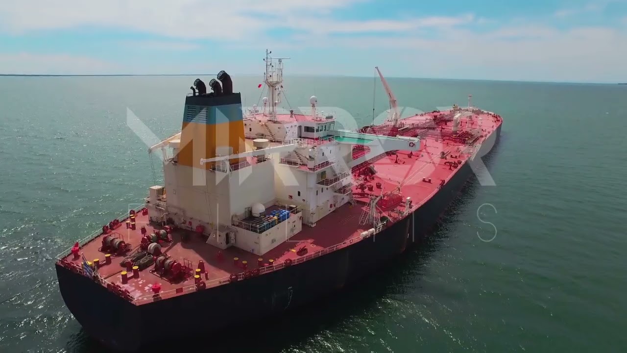 Impresionante buque petrolero