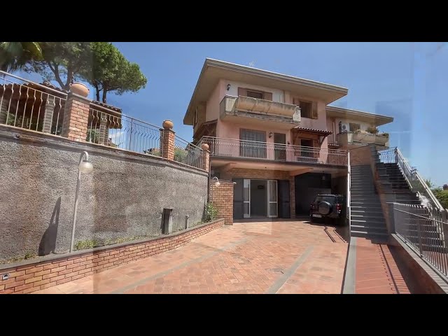 Trecastagni - splendida bifamiliare  villa con terrazze e  giardino