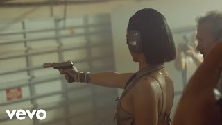 Rihanna - Needed Me (Behind The Scenes / Part 2)