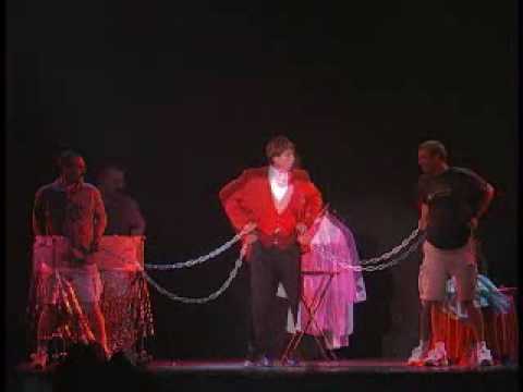 Great Chain Illusion by Jeff Hobson, Michael Holly