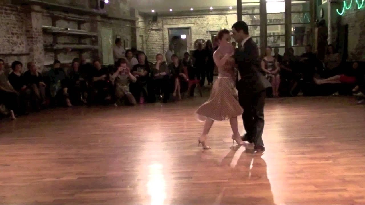 Marina Marques y Ozgur Demir - Isla De Capri - AuxFrontieres 20130328