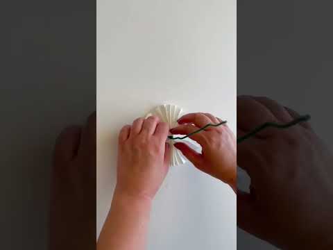 Fleur en papier facile 🌸 How to make an easy paper flower 🌺