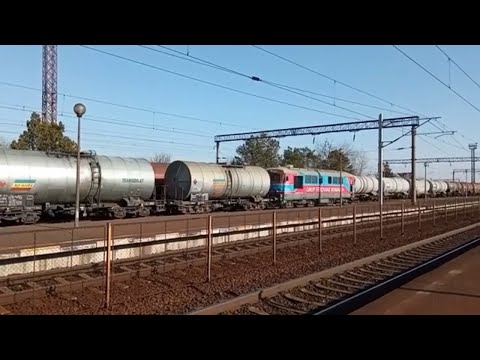 Freight Train in Railroad Station - Grup Feroviar Roman Locomotive