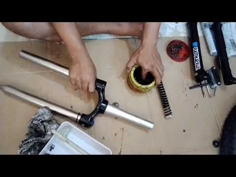 XCR SUNTOUR COIL BOOST MAINTENANCE