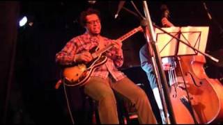 Jeff Parker soloing on 'Oladipo'