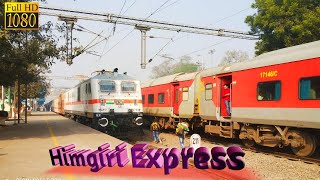 preview picture of video 'LHBfide 12332 Jammutawi Howrah Himgiri Exp Arriving Yamunanagar Jagadhari Railway station'