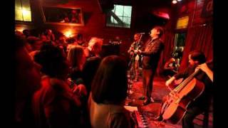 Greg Dulli feat. Ani DiFranco - Blackbird And The Fox (Live - New Orleans 10.8.10)
