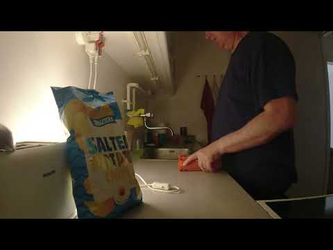 MongoTV_13062 - NETTO Haul 28 Kroner På KREDIT - CHIPS - KIKS - DATOTILBUD KOTELETTER 10 Kroner