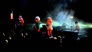 Katzenjammer - Wading In Deeper (Sentrum Scene, Oslo 2011)