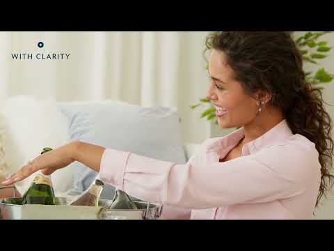 V4 DEMO WC CHAMPAGNE COUPLE