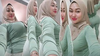Download lagu Montok Jumbo Kenyal Empot Ayam Tante Semok Channel mp3