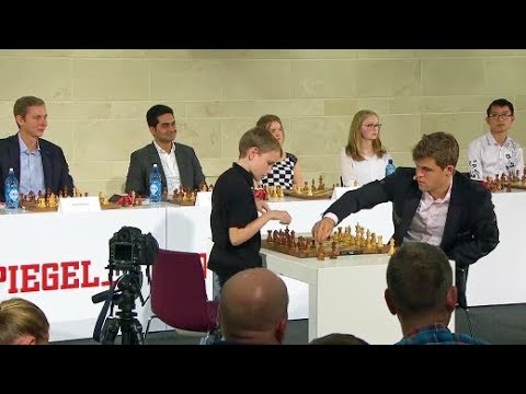 Simultan-Schach mit dem Weltmeister: Einer gegen zwölf | DER SPIEGEL