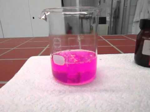 Reaktion von Barium mit Wasser