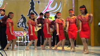 preview picture of video 'Kita Satu by SMAN 4 Pematangsiantar (Juara II Paduan Suara GSR 2013)'