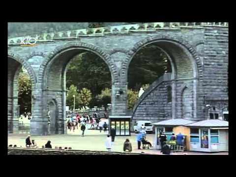 Chapelet à Lourdes