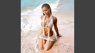 Lirik Lagu Water - Tyla, Make Me Sweat Make Me Hotter