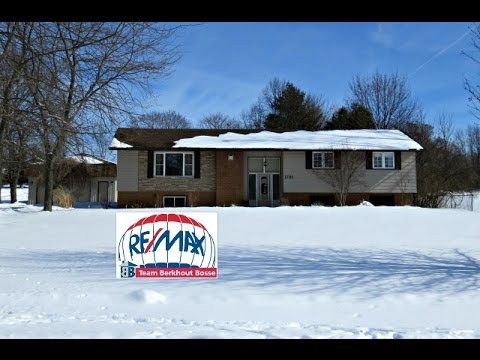 1191 Maple St., Fenwick SOLD!