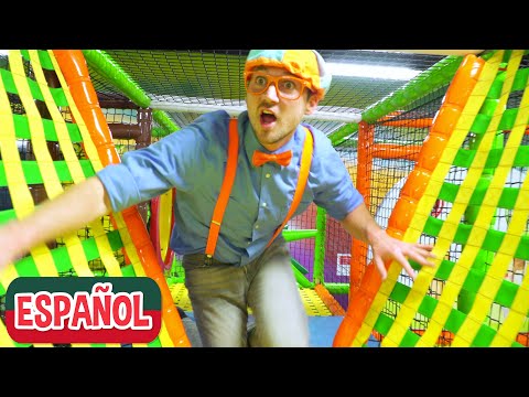Blippi Español visita un patio de juegos cubierto Parte 2 | Videos Educativos para Niños