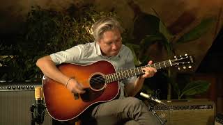 Video thumbnail for Santa Cruz Vintage Jumbo from 2012 presented by Vintage-Guitar Oldenburg and Tobias Hoffmann by Vintage Guitar Oldenburg
