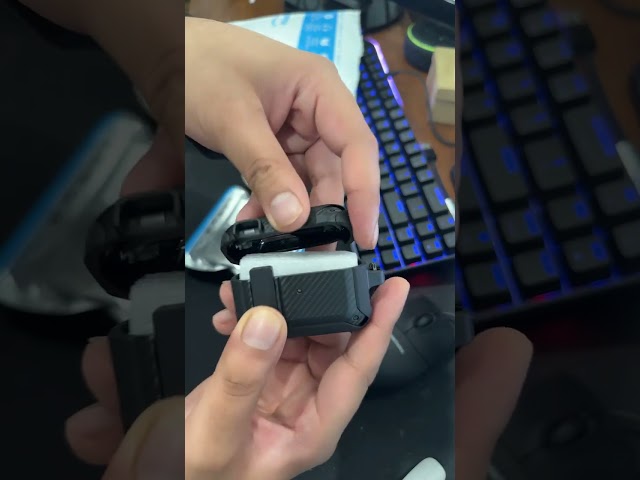 Vídeo relacionado con ULAK Funda para AirPods 2&1, Cubierta Protectora de Transparente para AirPods 2 y Airpods 1 (LED Visible en el Frente) - Verde
