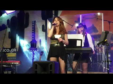 Western Girls - Rose Garden