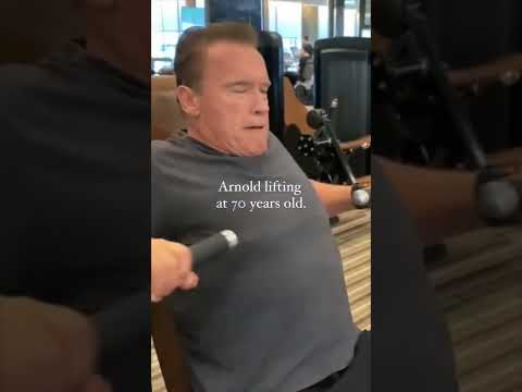 Arnold Schwarzenegger lifting weights Then vs Now #thenvsnow #arnoldschwarzenegger  #shorts