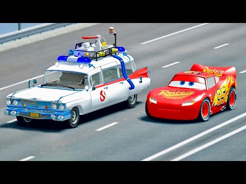 Lightning McQueen vs Ecto-1 Ghostbusters - Drag Race 20 KM